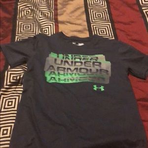 Boys youth small shirt